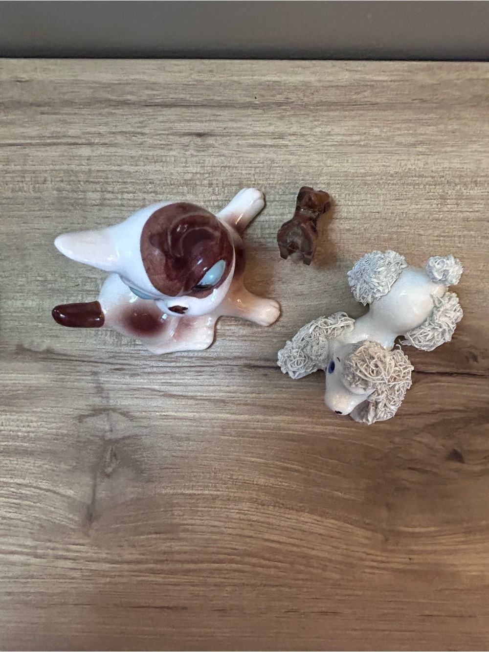 Vintage White and Brown Bulldog, wood hound dog and White Poodle Figurines - Picture 2 of 6